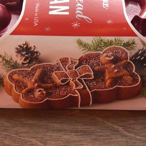 Nordic Ware Kitchen - Nordic Ware Gingerbread Loaf Pan Christmas New! Nordic Ware Kitchen - Nordic Ware Gingerbread Loaf Pan Christmas New!